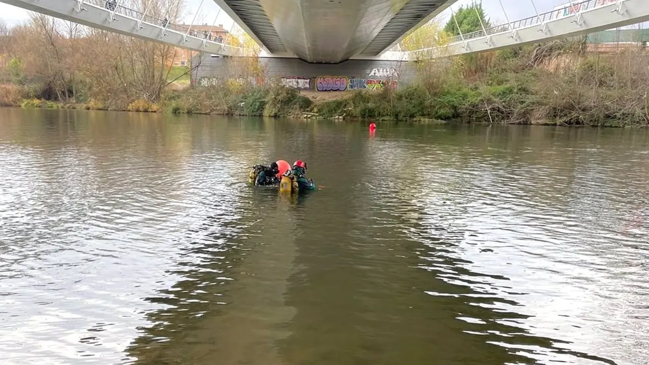 Hallan sin vida el cuerpo de una mujer de unos 40 años en las aguas de un río, geas,&nbsp;