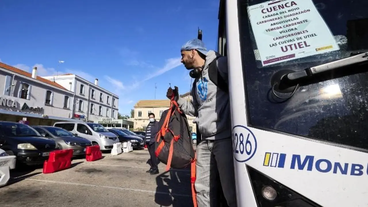 Castilla-La Mancha asume los servicios de autobús (transporte de viajeros) entre Cañete, Mira y Utiel