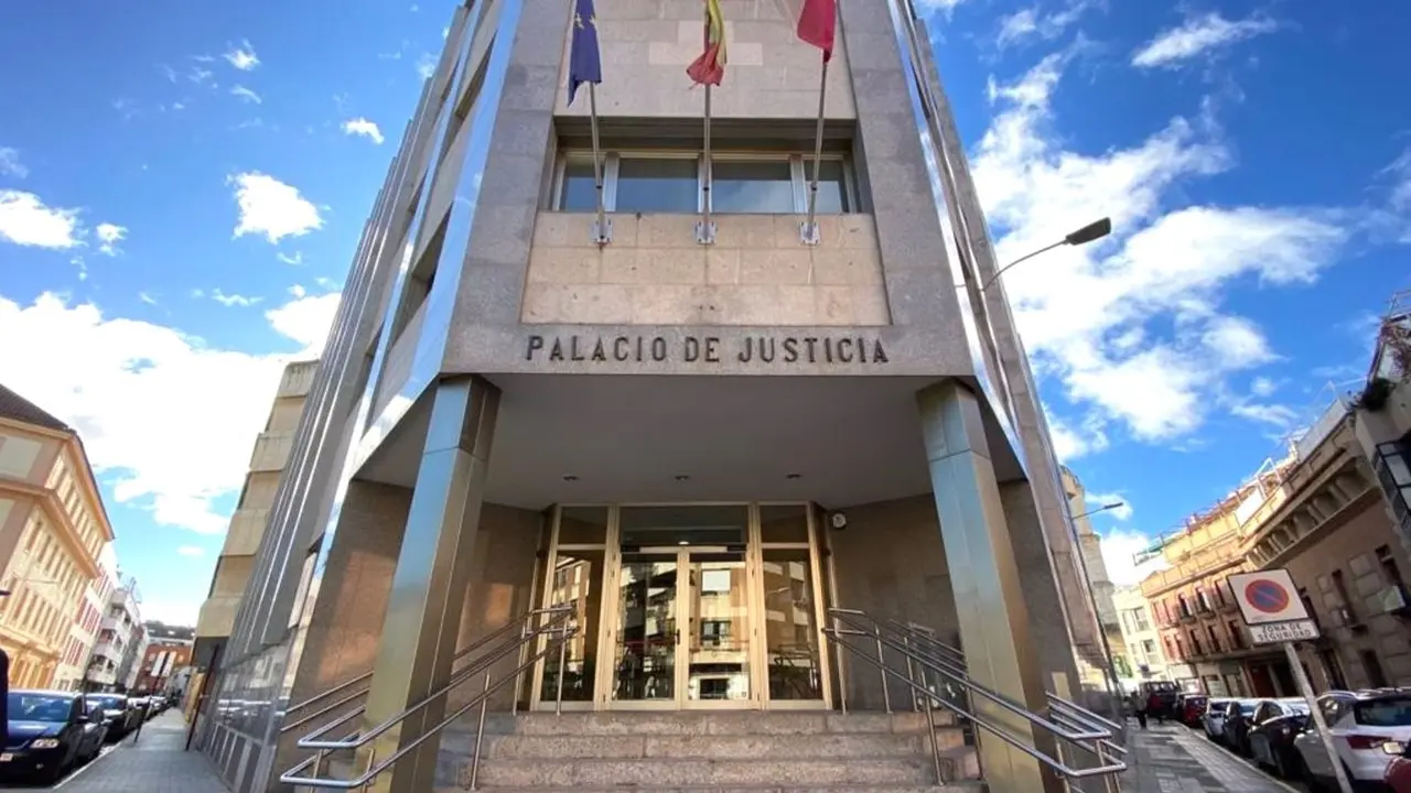 En la imagen de archivo la Audiencia Provincial de Ciudad Real donde está previsto que se celebre el juicio contra el acusado