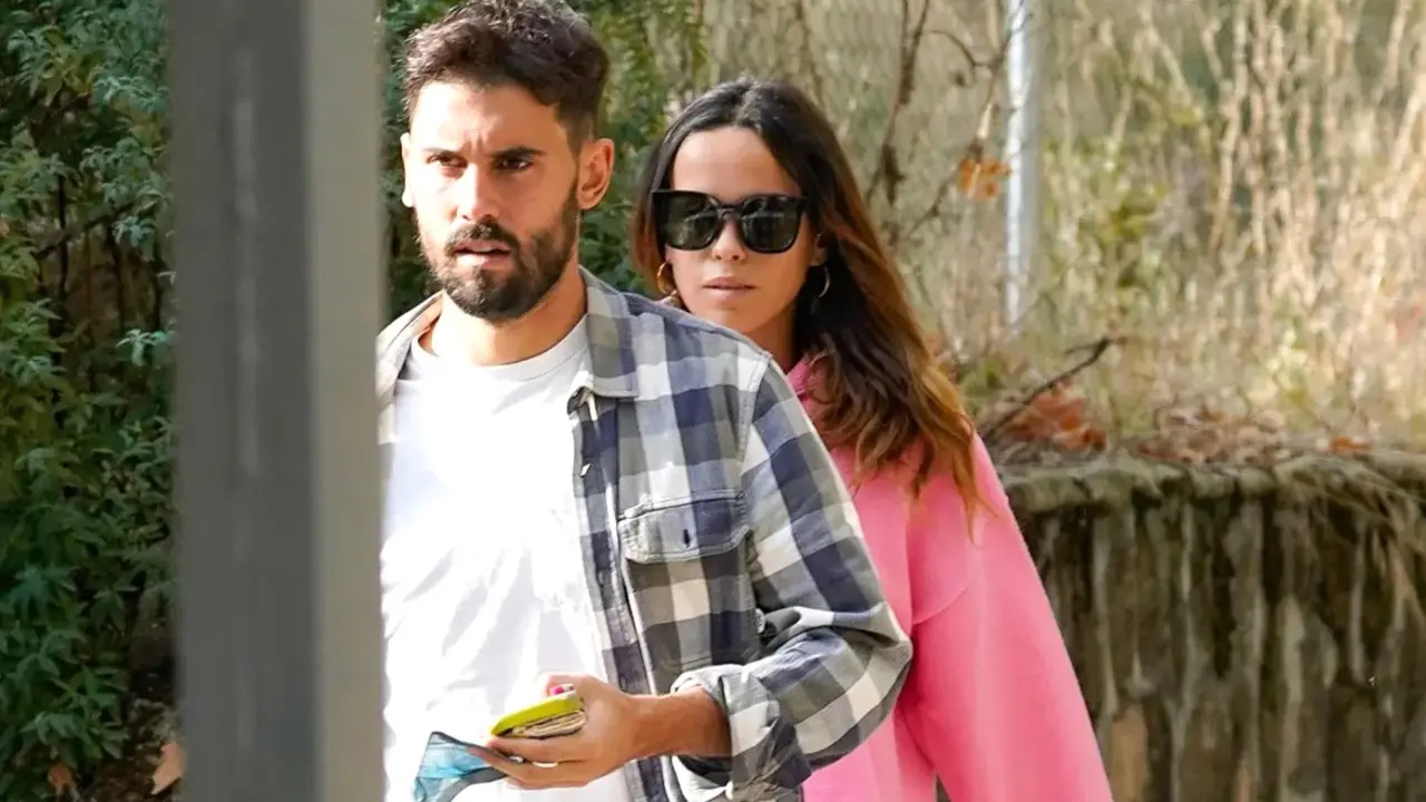 En la imagen de archivo Gloria Camila Ortega junto a su novio David