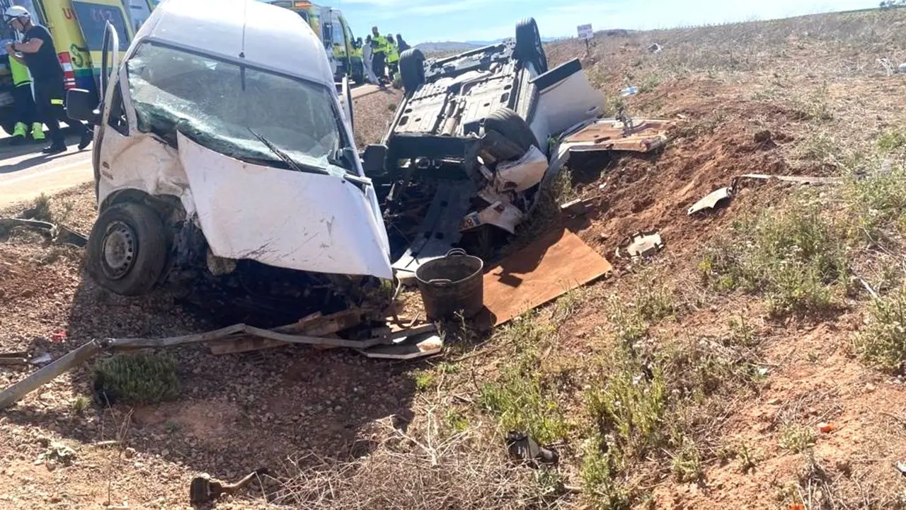 Dos heridos en un choque entre un coche y una furgoneta en Campo de Criptana (Ciudad Real), colisión, accidente de tráfico,&nbsp;