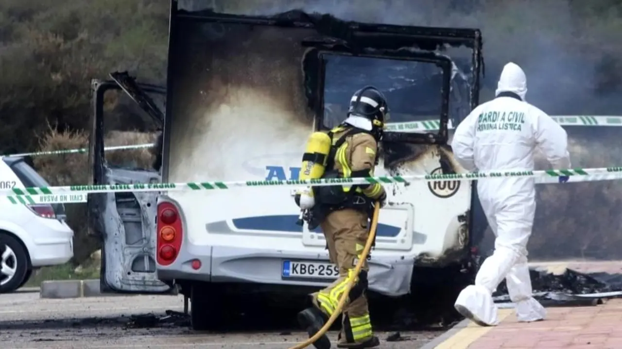 A prisión por asesinar a un hombre prendiendo fuego la caravana en la que dormía - Fotografía: La Verdad