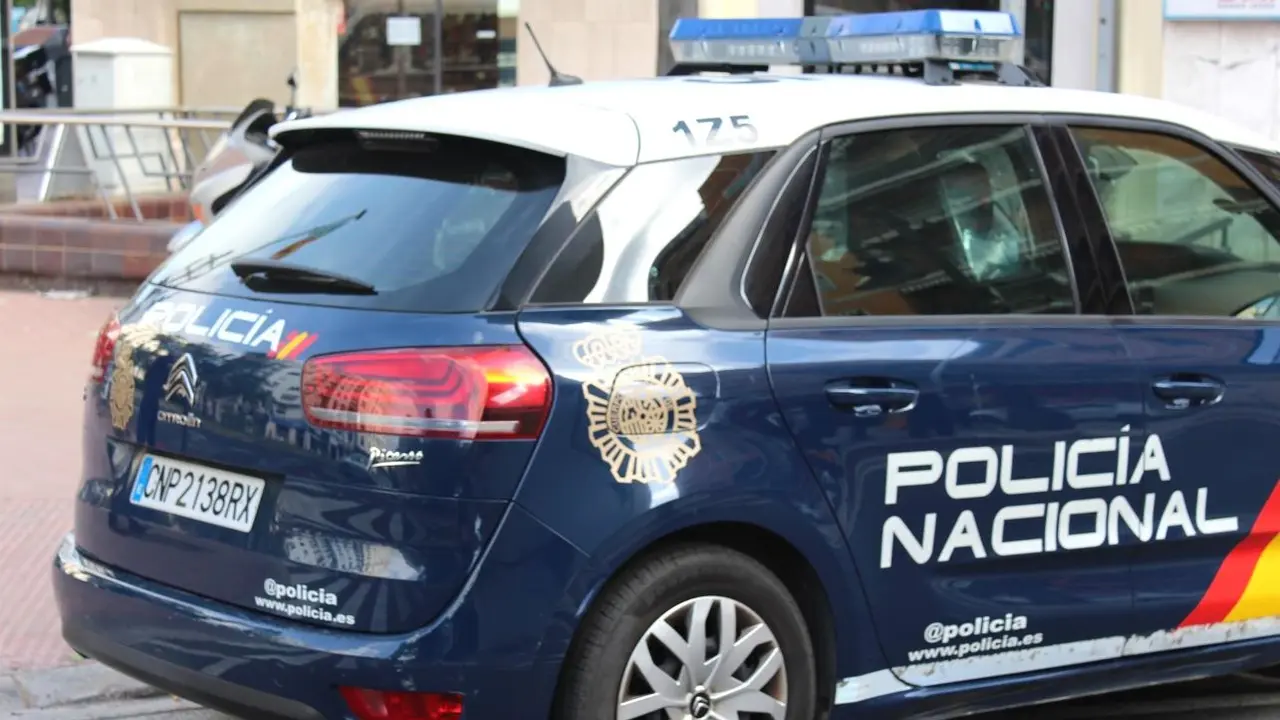 Detenido y a prisión el padre de una bebé de tres meses tras matarla a golpes, Policía Nacional, patrulla, agentes, reyerta, asesinato, cadáver, crimen, detenido,&nbsp;