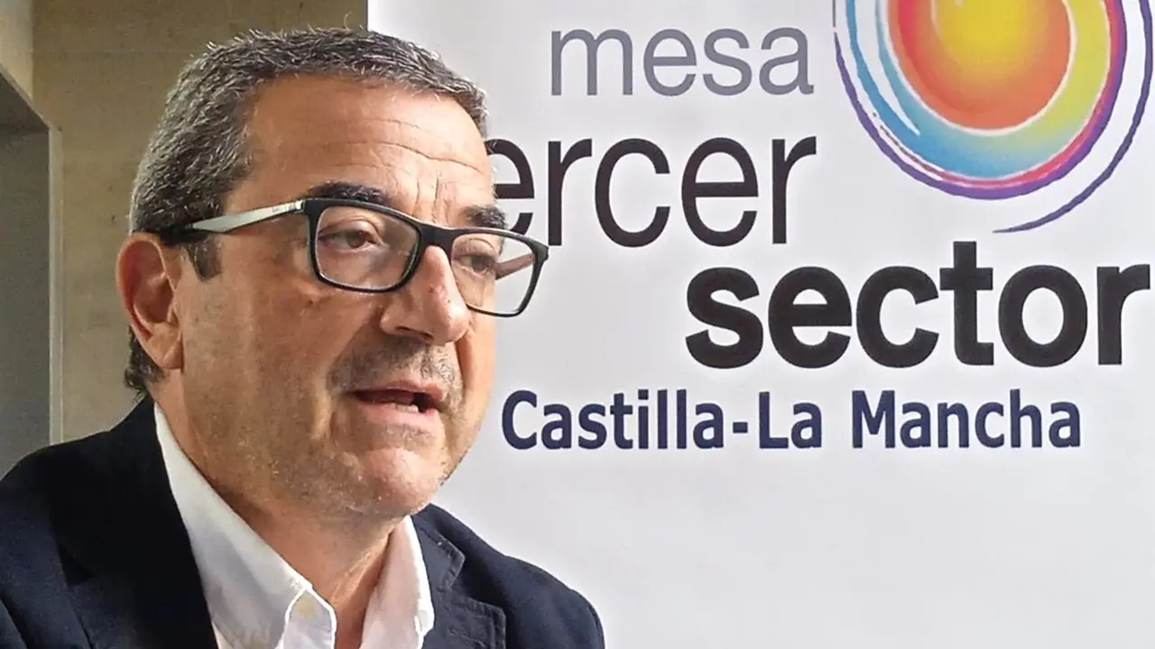 El presidente de la Mesa del Tercer Sector de Castilla-La Mancha, José Antonio Romero, en un momento de la entrevista - EP/Juan Ignacio Gómez