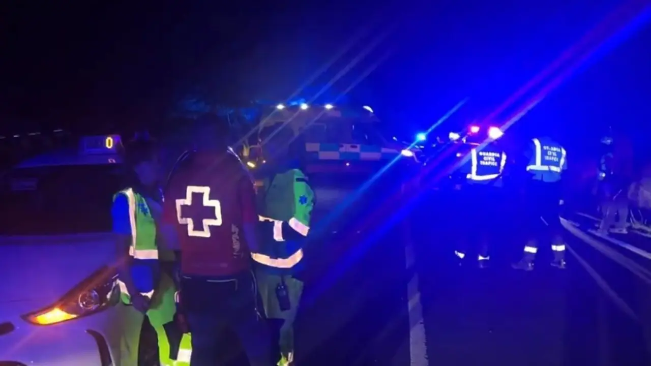 accidente de tráfico, ambulancia, emergencias, cadáver, asesinato, crimen, reyerta, choque, colisión, Policía, rescate, búsqueda,