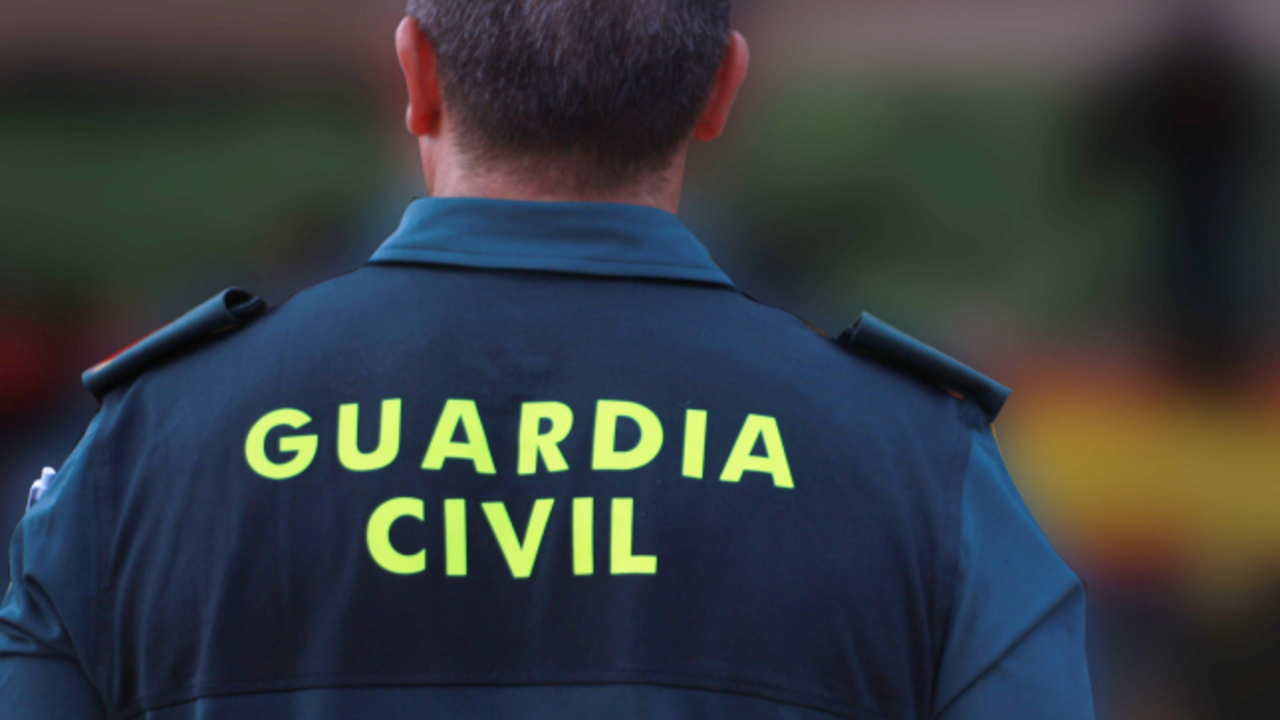 La historia se repite: Muere una mujer al ser atacada por dos perros peligrosos, agente, Guardia Civil,