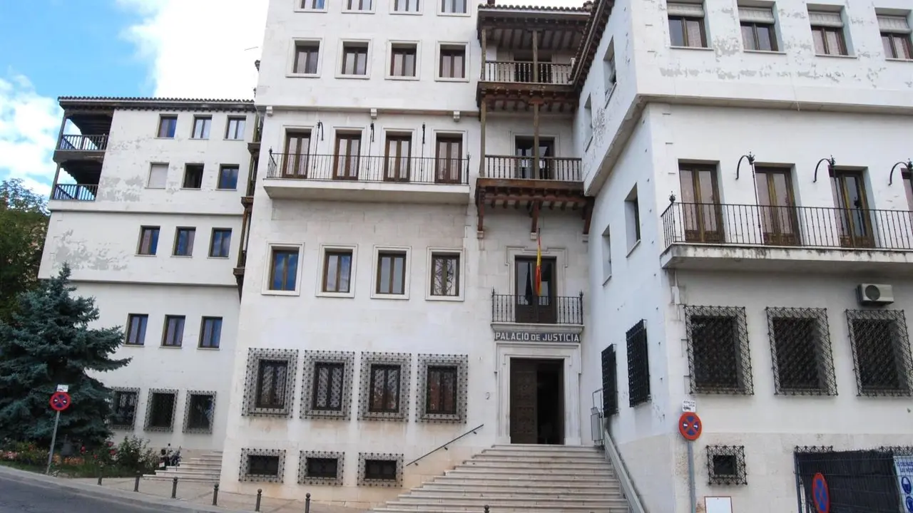 En la imagen de archivo la Audiencia Provincial de Cuenca - Palacio de Justicia donde se celebró la vista judicial por la demanda