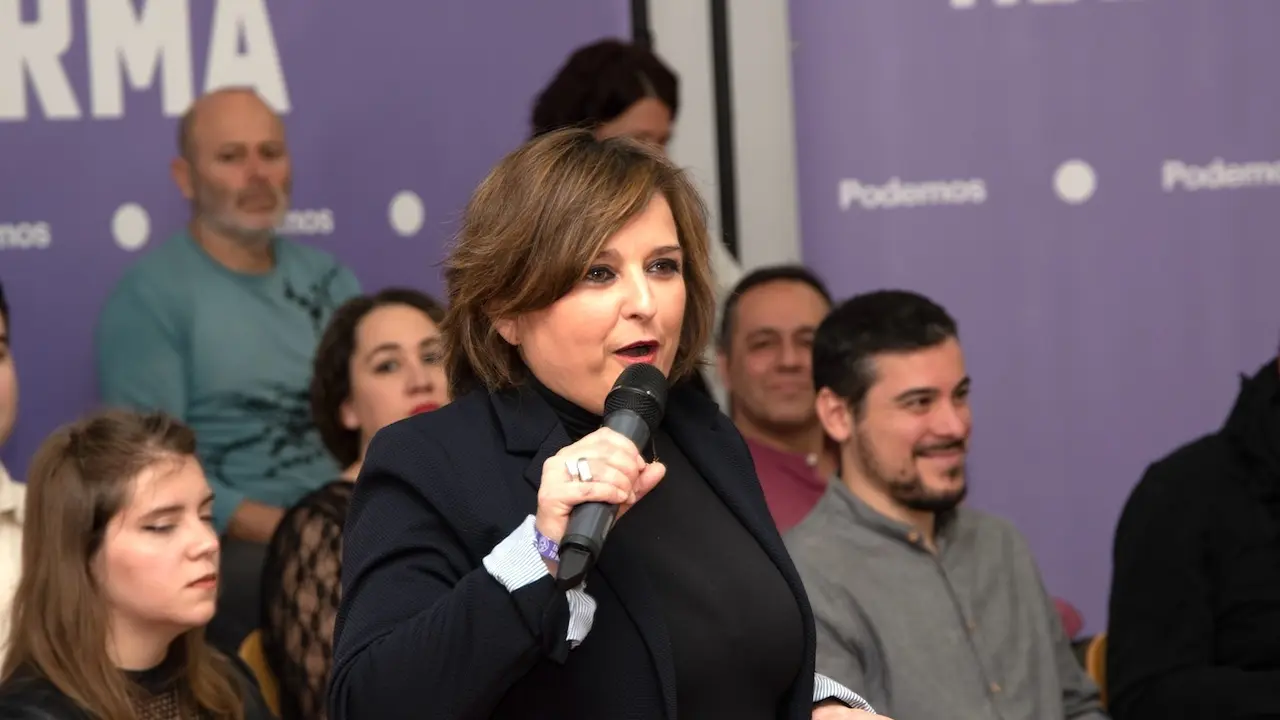 La coordinadora adjunta de Podemos Castilla-La Mancha, Teresa Navarro, en una imagen de archivo durante un acto público