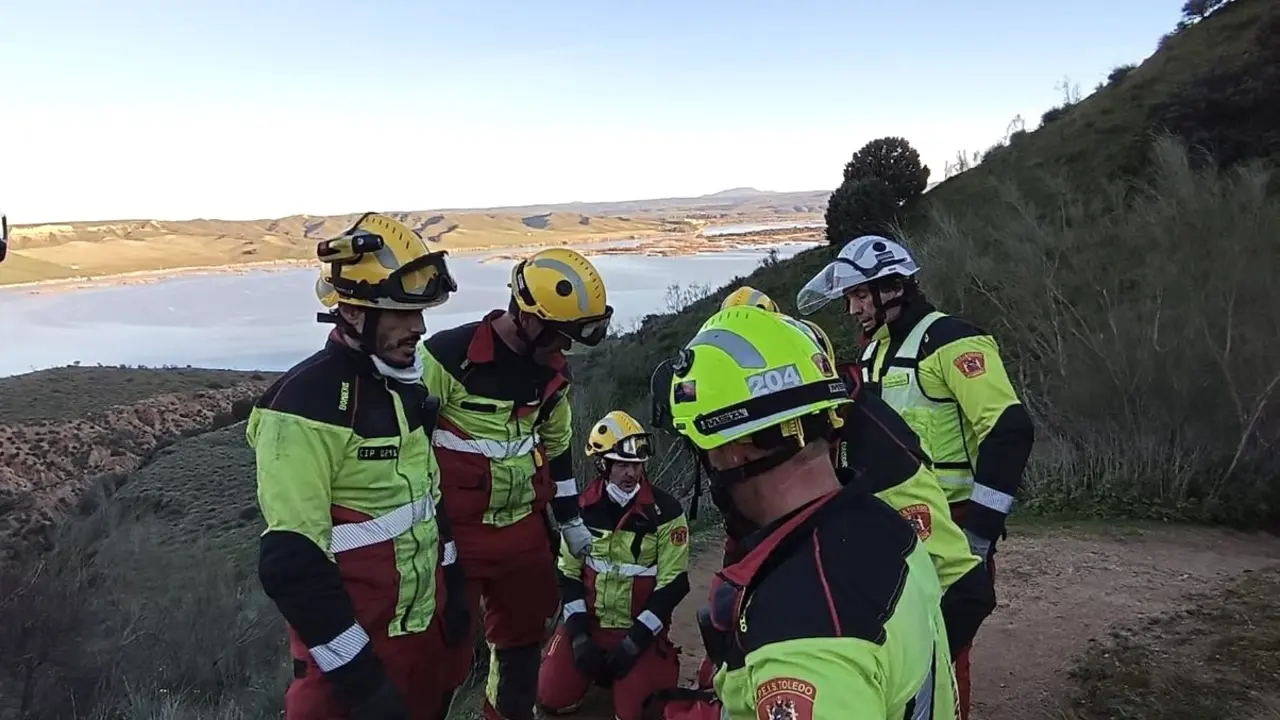 Bomberos rescatan el cuerpo sin vida de un hombre en las Barrancas de Burujón