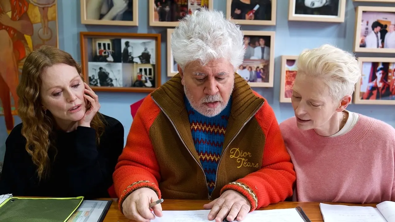Tilda Swinton y Julianne Moore, protagonistas de la nueva película de Almodóvar, 'La habitación de al lado'