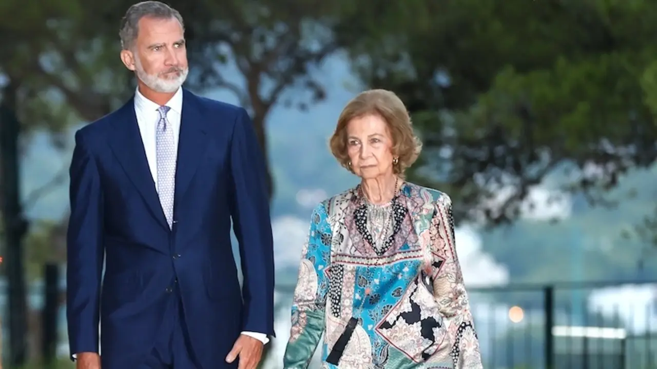 Filtran la conversación secreta del rey Felipe y su madre la reina Sofía sobre la Infanta Cristina
