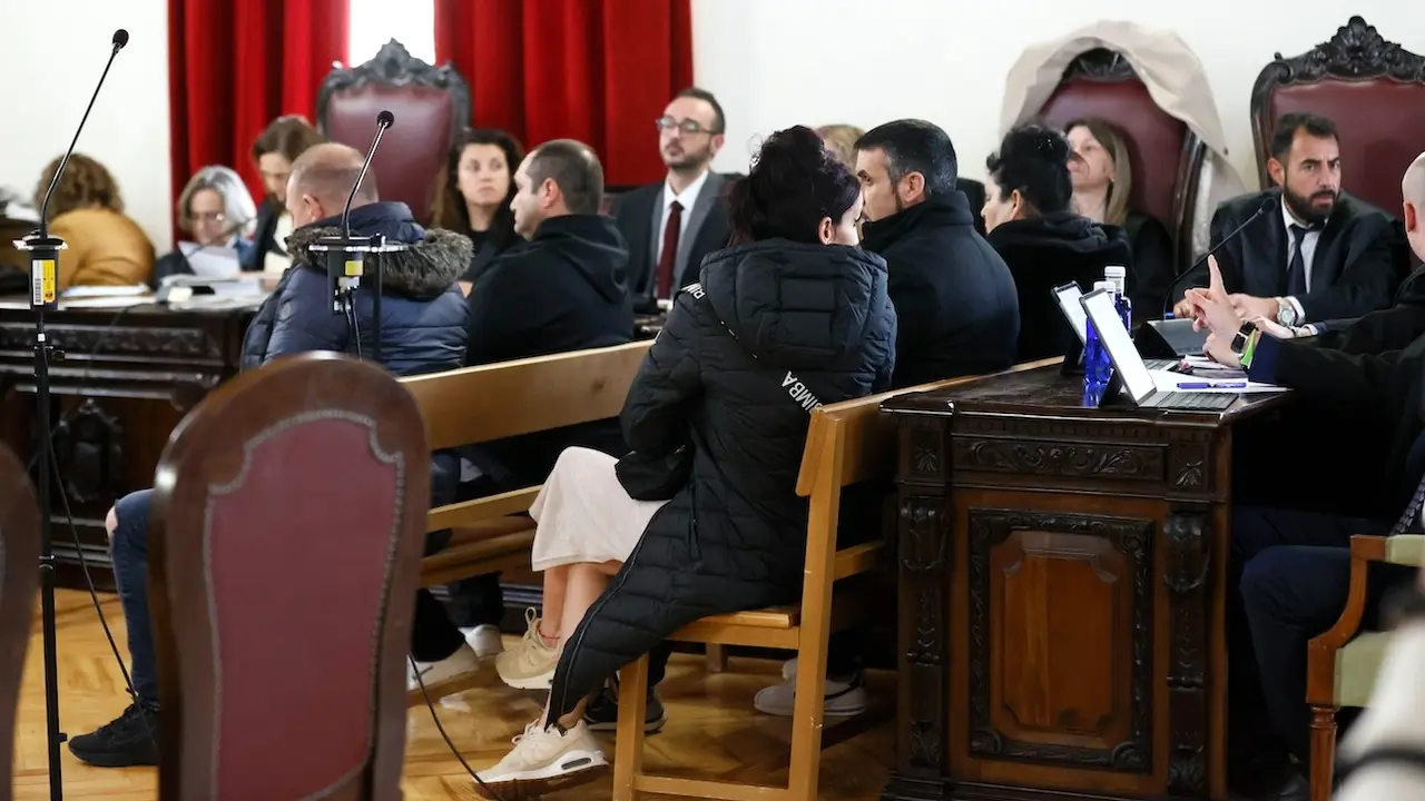 La Audiencia Provincial de Toledo acoge un juicio con jurado contra un sicario acusado de matar con un arma de fuego a una mujer, por encargo de un matrimonio que eran sus jefes, y herir a un hijo de la fallecida, unos hechos ocurridos en Las Ventas de Retamosa en 2018 - EFE/ Ismael Herrero