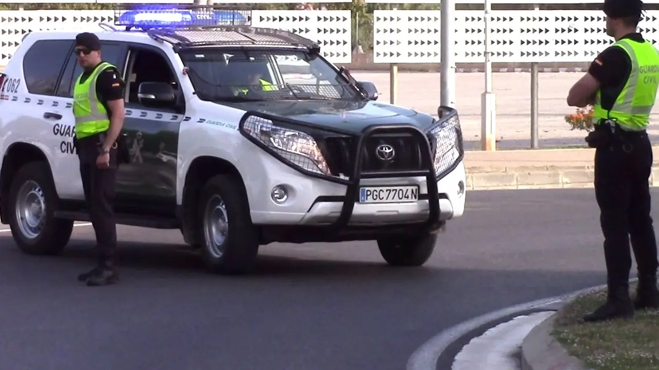 cadáver, patrulla, Guardia Civil, reyerta, asesinato, detenidos, violencia, tiroteo, control,