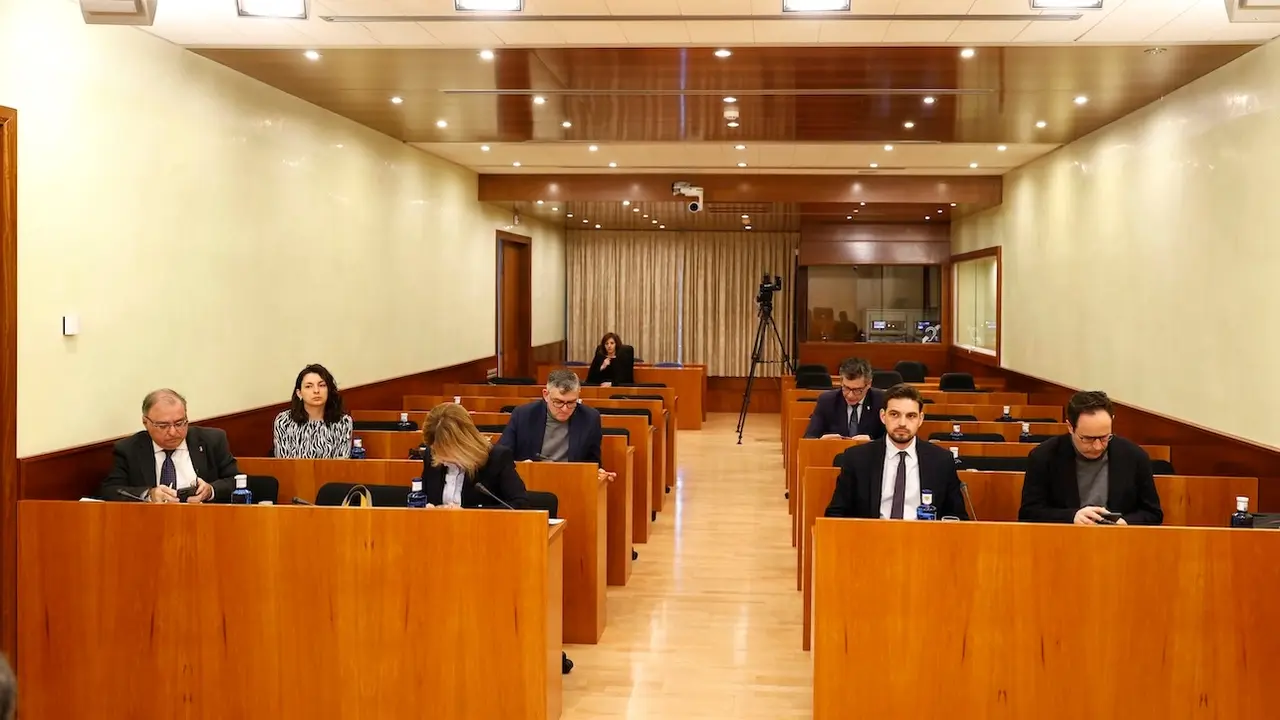 En la imagen un instante de la Comisión de Asuntos Generales de las Cortes de Castilla-La Mancha que ha debatido las enmiendas a la Ley de Acompañamiento y Agencia de Transformación Digital