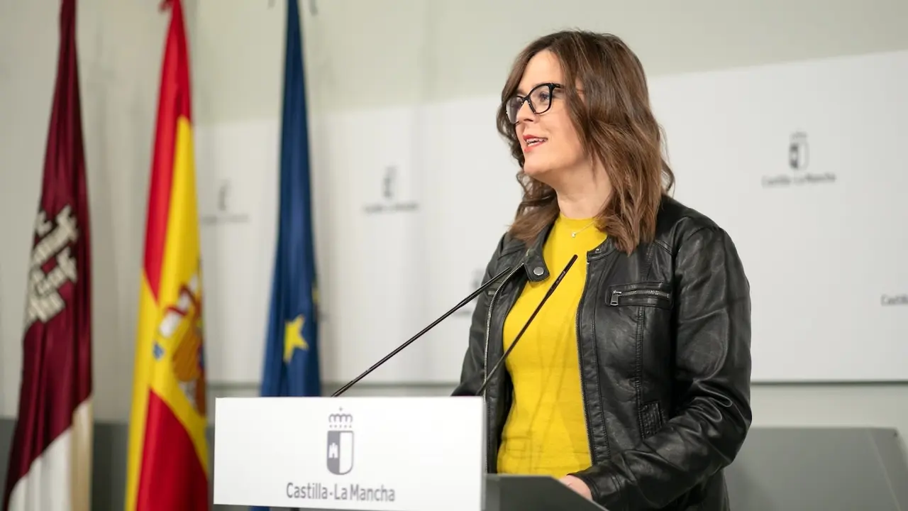 La consejera portavoz del Gobierno de Castilla-La Mancha, Esther Padilla, ha informado en rueda de prensa de los asuntos del Consejo de Gobierno
