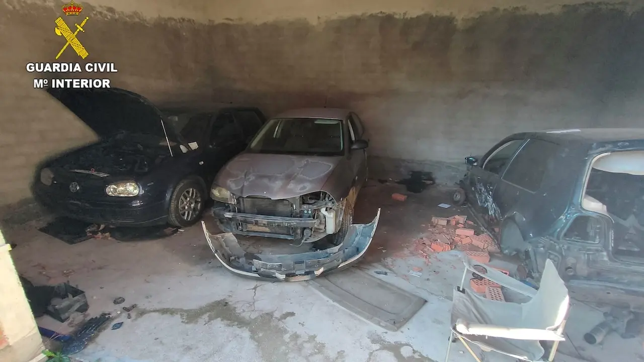 Detenido por robar coches para desguazarlos en Almorox (Toledo) y vender sus piezas