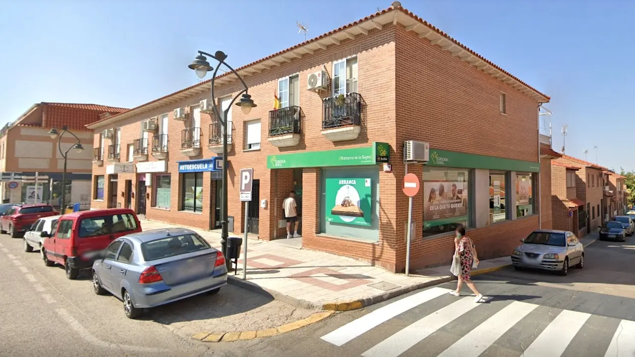 En la imagen de archivo la sucursal bancaria de Eurocaja Rural en Numancia de la Sagra (Toledo)