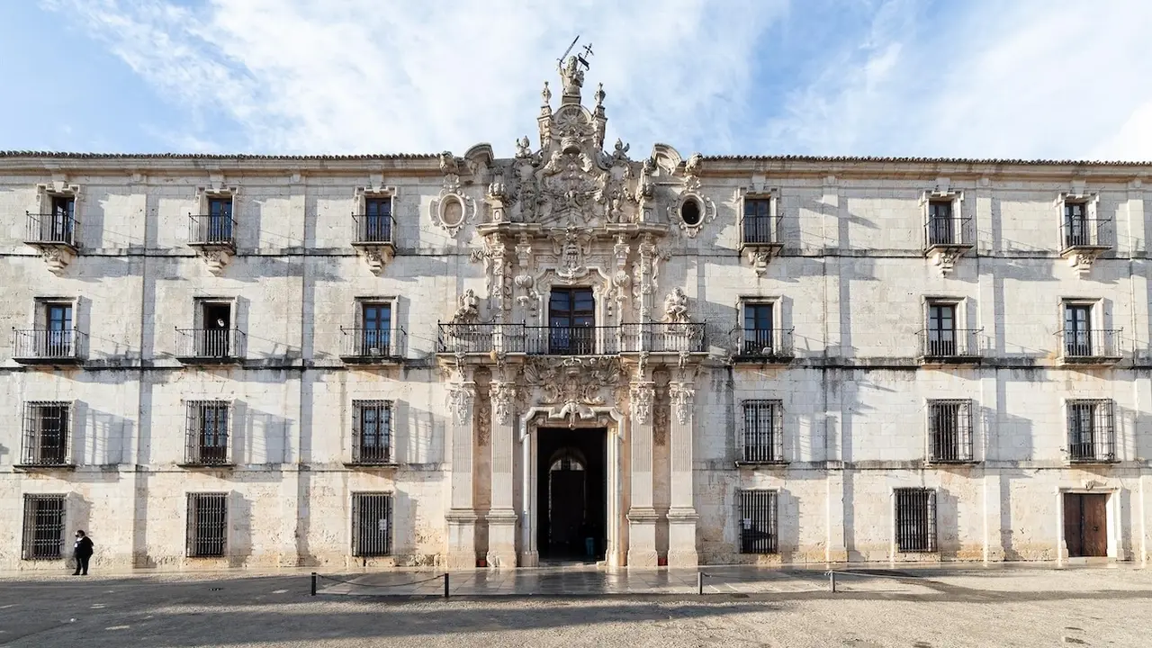 Fachada del monasterio de Uclés