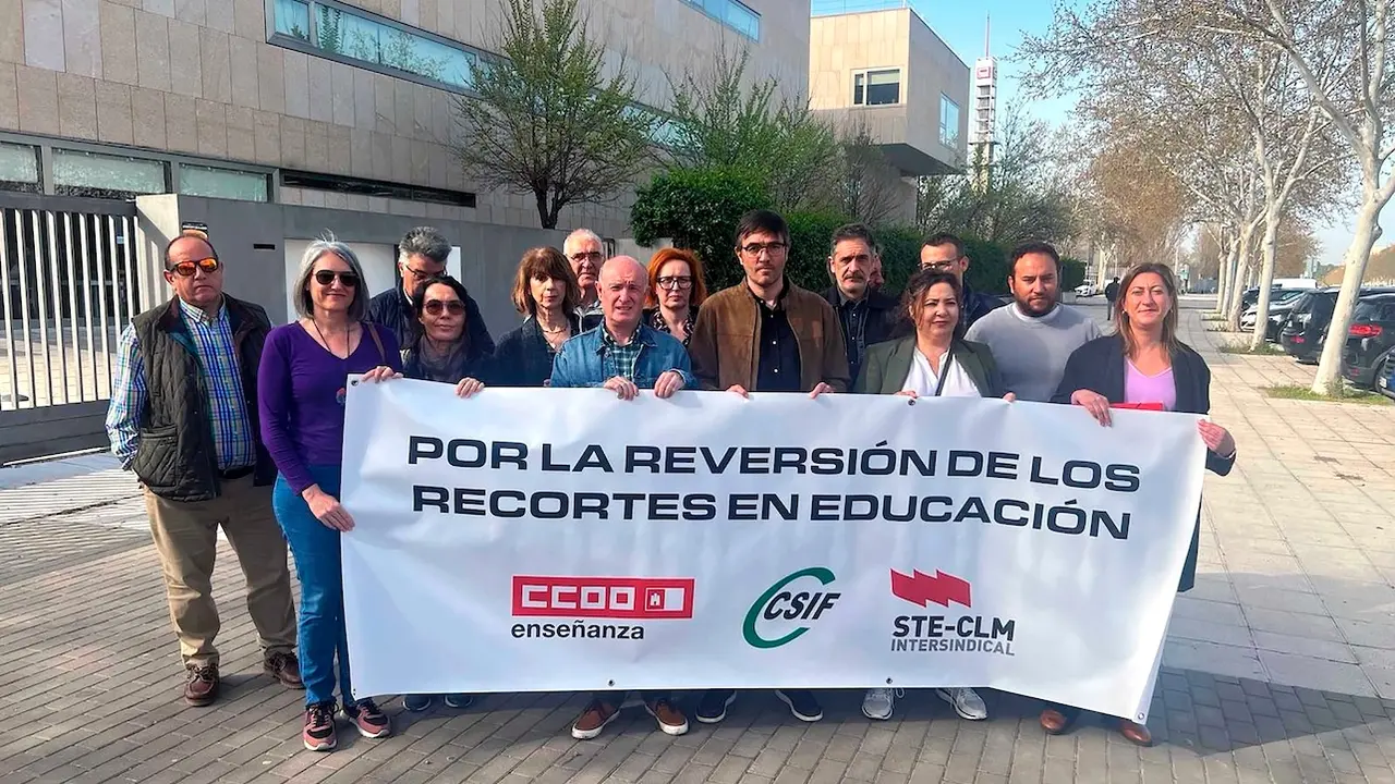 STE, CCOO y CSIF anuncian "movilizaciones contundentes" para el tercer trimestre