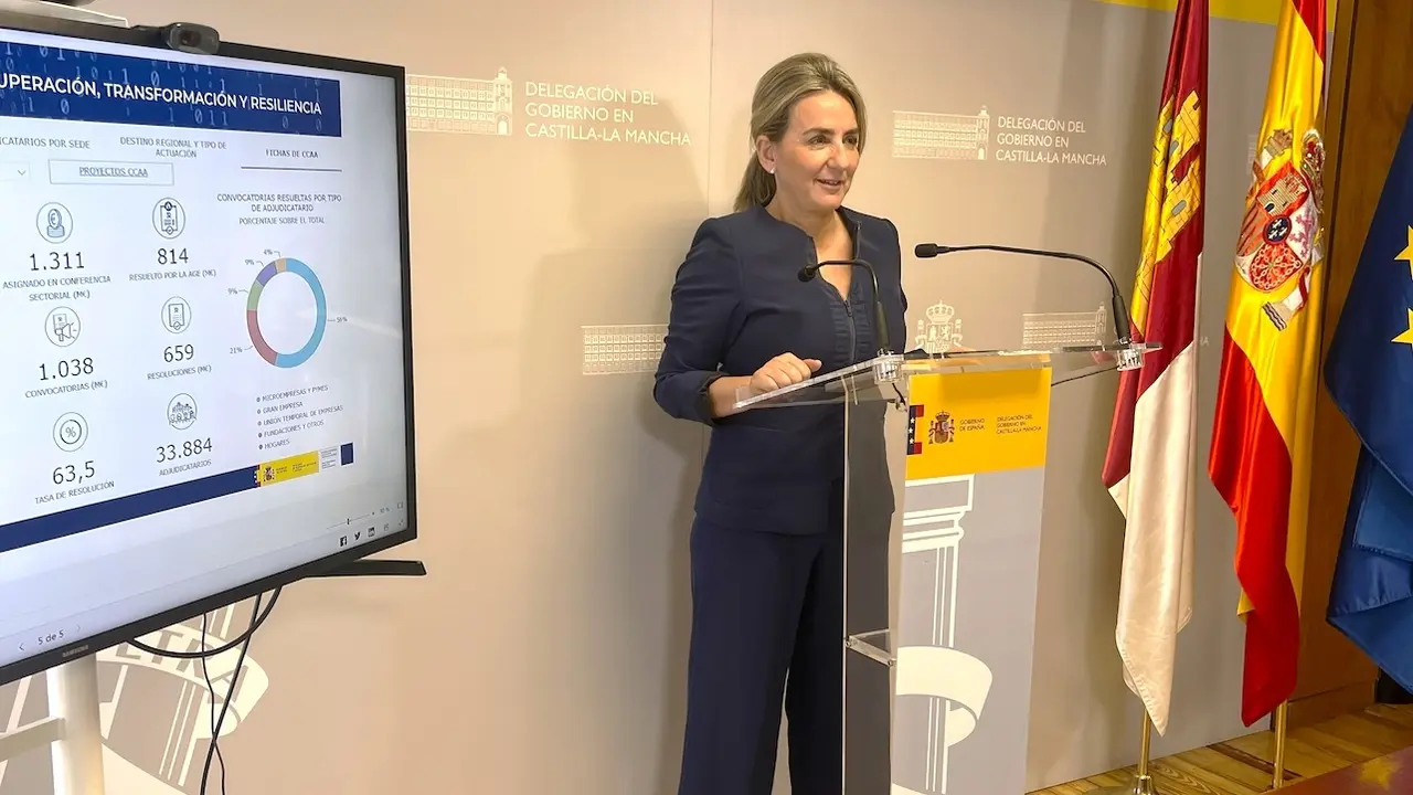 La delegada del Gobierno en Castilla-La Mancha, Milagros Tolón, ha informado en rueda de prensa sobre los fondos del Plan de Reucperación