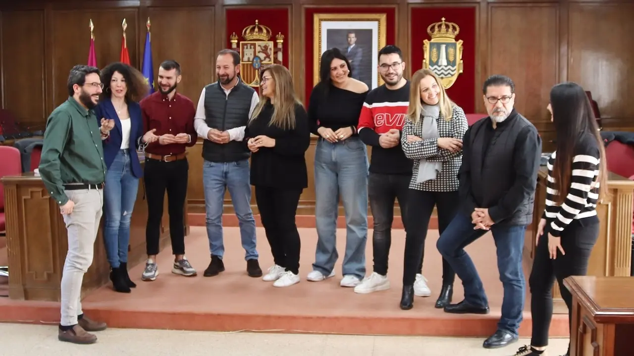 El nuevo equipo de gobierno de Azuqueca de Henares (Guadalajara) tiene cuatro tenencias de Alcaldía
