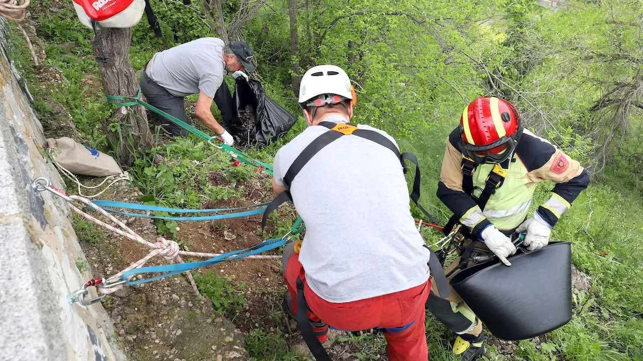 Recogen unos 3.000 kilos en la I Jornada de Basuraleza celebrada en Toledo
