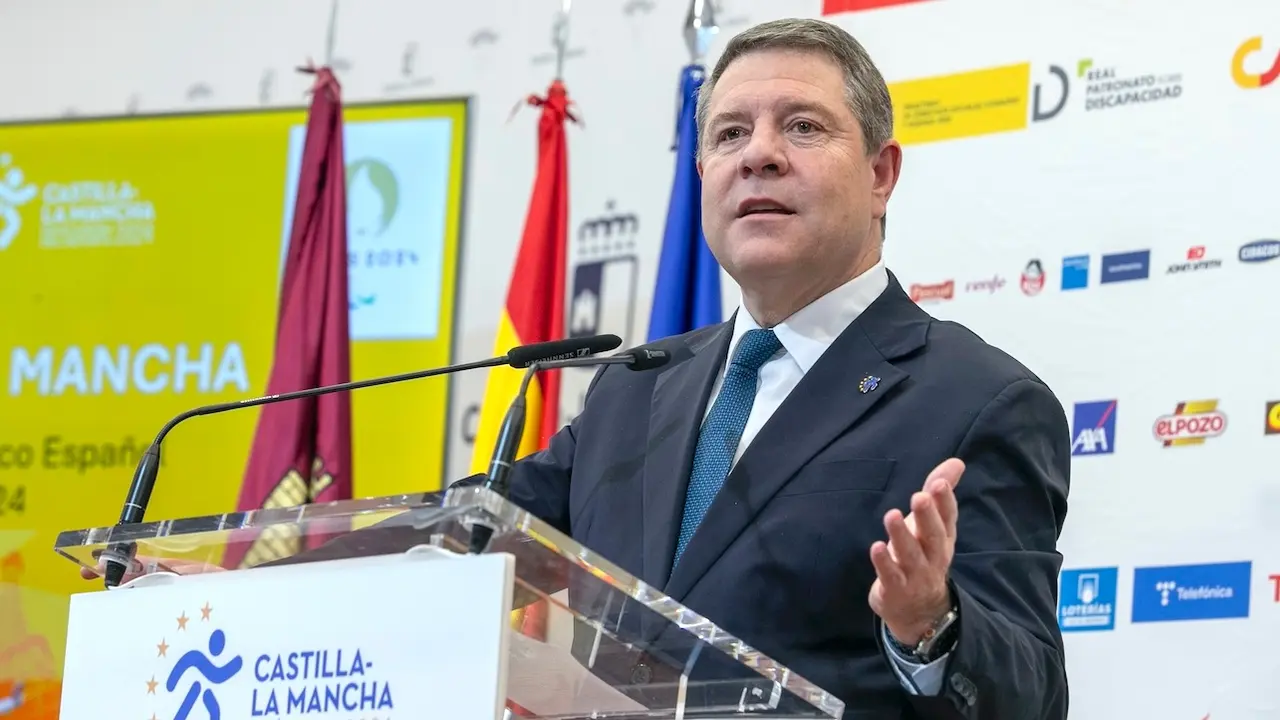 El presidente de Castilla-La Mancha, Emiliano García-Page, ha asistido en Toledo a la presentación de los deportistas castellanomanchegos del equipo paralímpico español preseleccionados para París 2024