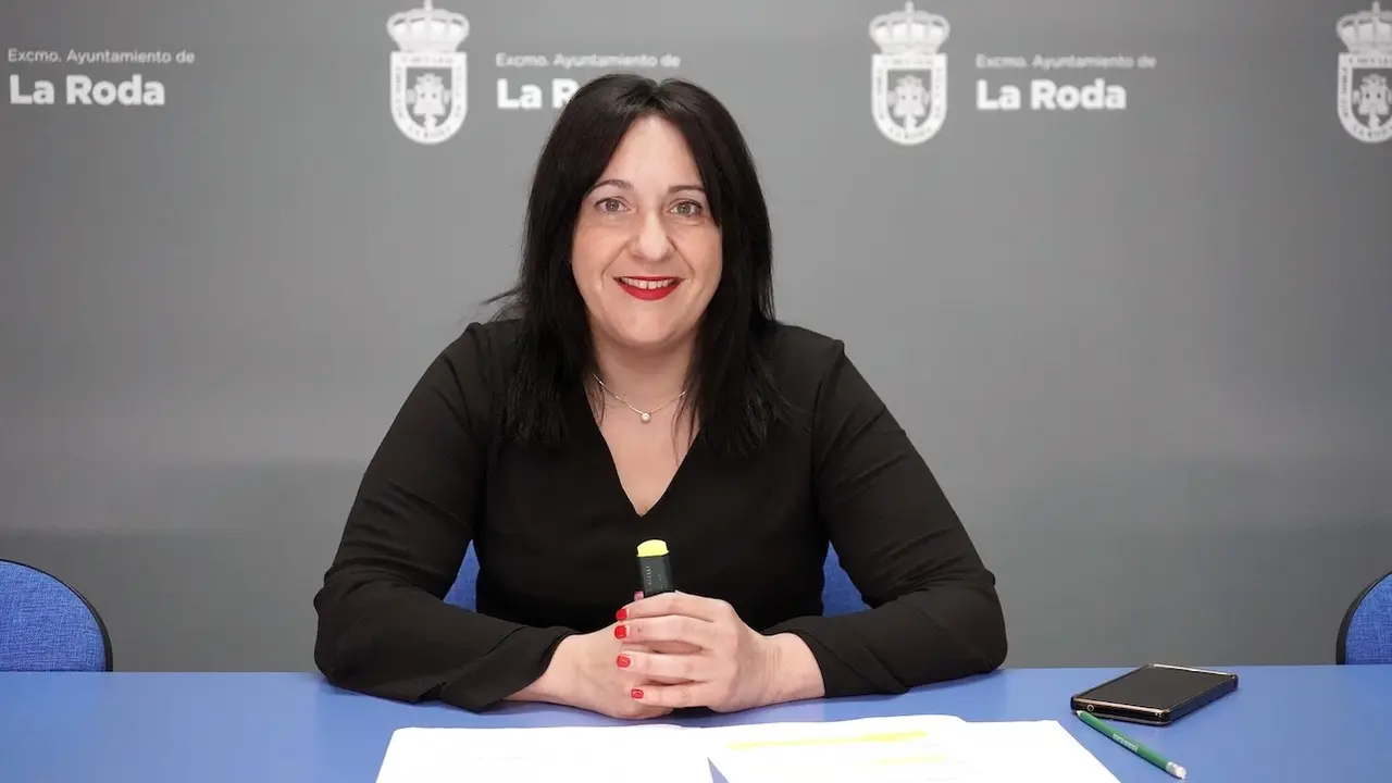 La concejala de Obras y Servicios, y Medio Ambiente de La Roda, Ana Estarlich