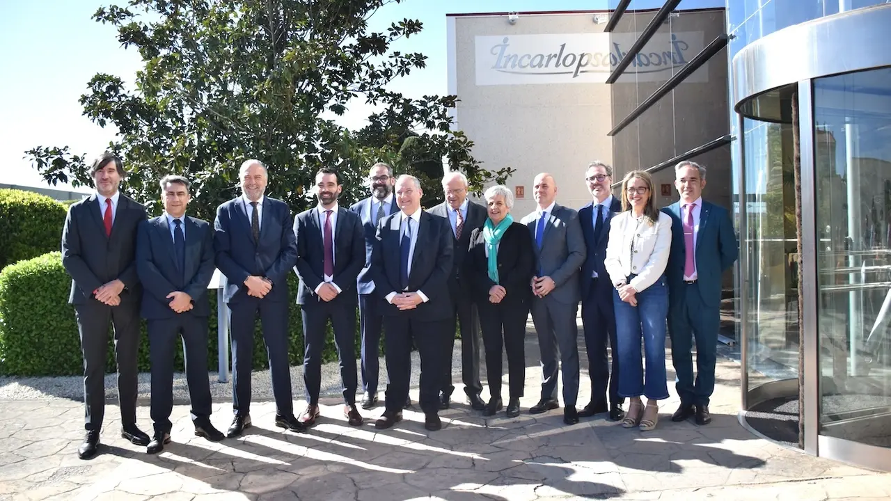 El ministro de Industria y Turismo, Jordi Hereu, ha visitado la empresa Incarlopsa en la localidad de Tarancón (Cuenca)