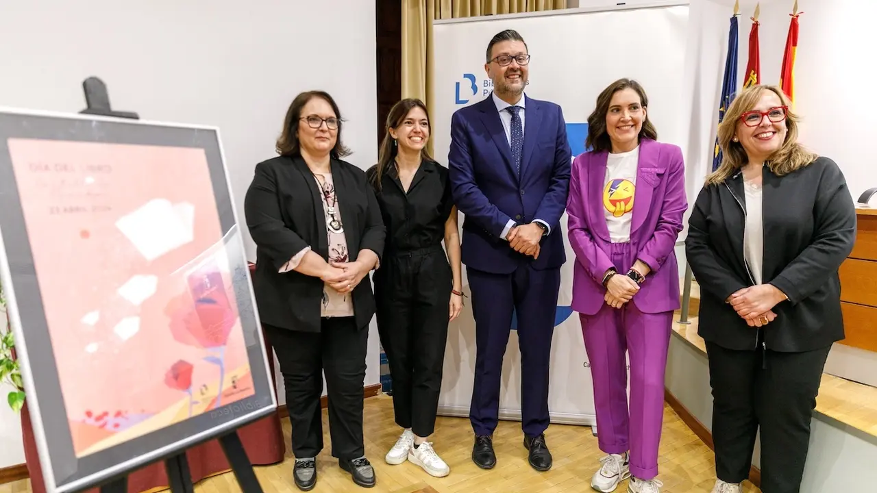 El consejero de Educación, Cultura y Deportes, Amador Pastor, ha presentado las actividades con motivo del Día del Libro en la Biblioteca de Castilla-La Mancha