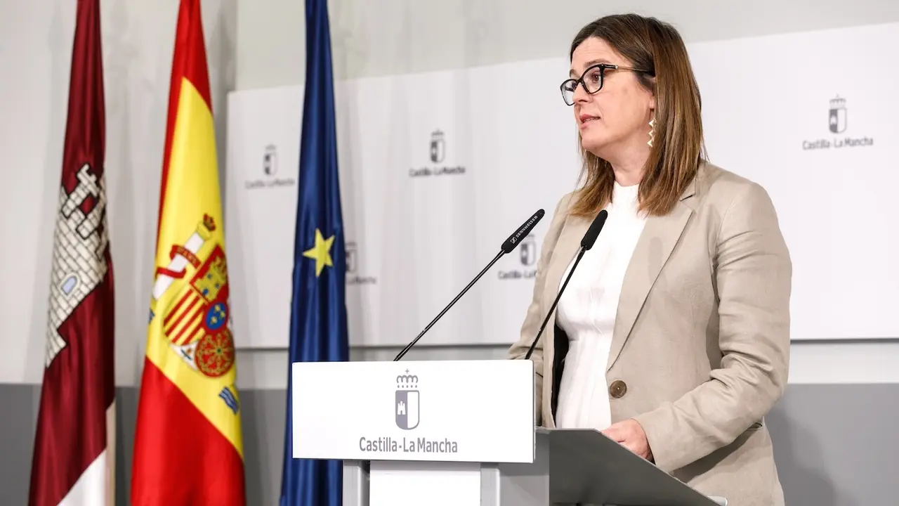 La consejera portavoz del Gobierno de Castilla-La Manchan, Esther Padilla, ha informado en rueda de prensa de los asuntos del Consejo de Gobierno