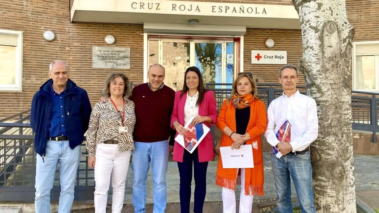 La consejera de Bienestar Social, Bárbara García Torijano, se reúne con la nueva Junta Directiva de Cruz Roja Guadalajara
