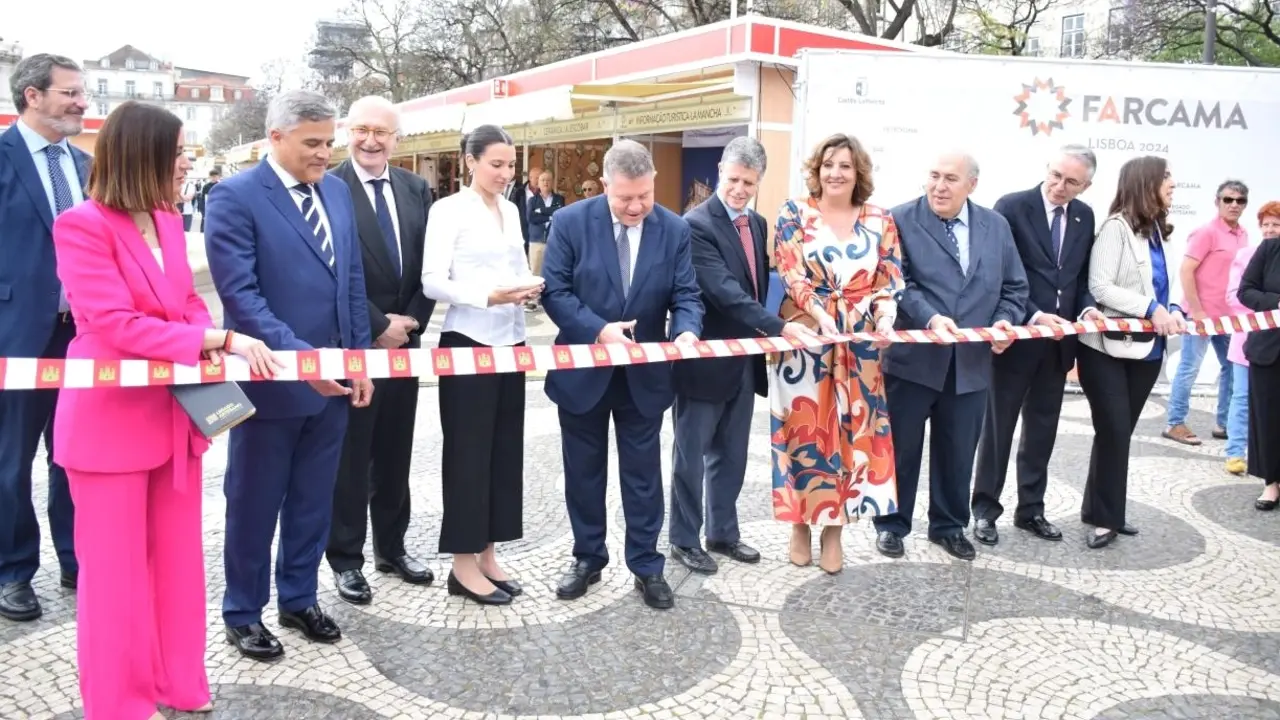 El presidente de Castilla-La Mancha, Emiliano García-Page, ha inaugurado en Lisboa, la Feria Farcama Primavera Lisboa 2024
