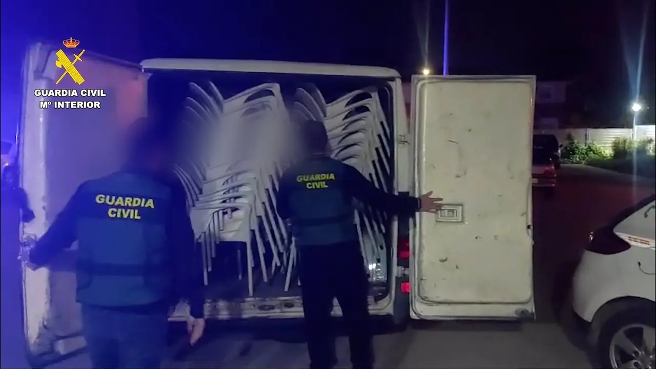 Tres detenidos por robar mobiliario de establecimientos hosteleros de Guadalajara
