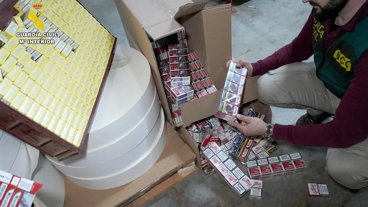 Incautan 33 toneladas de tabaco y 6 millones de cigarros falsificados a una banda