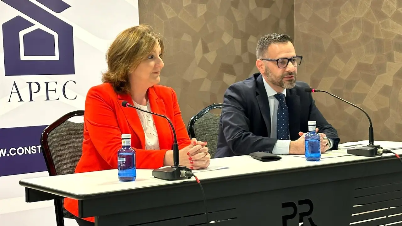 Jornada sobre el fomento de los procesos de la industrialización en la construcción organizada por APEC en Ciudad Real