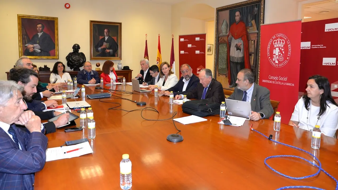 Los Consejos Sociales del G9 abordan el desarrollo de la LOSU o la prevención del fraude