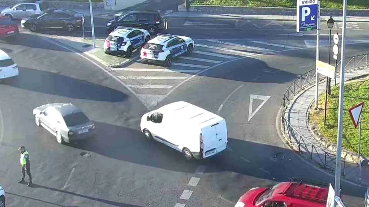 Herido un policía local de Toledo al ser atropellado por un coche en una avenida