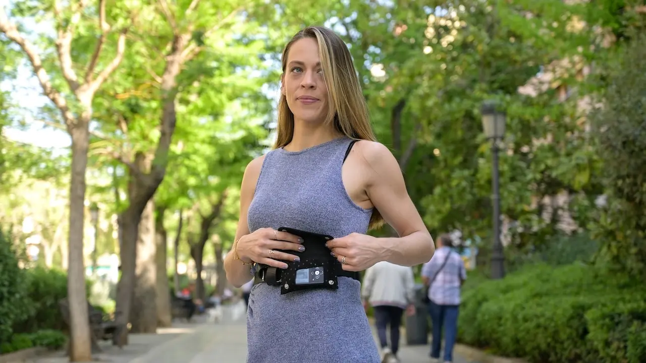 Violeta Zapata Clavería es la fundadora y CEO de 'Violeta Porté', la primera marca de lencería española sostenible para personas con diabetes cuyo objetivo es "mejorar la calidad de vida" de esta parte de la población - EFE/Jesús Monroy