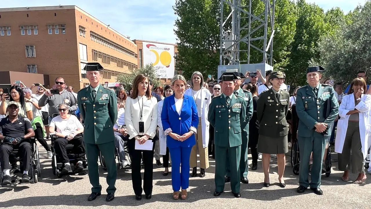 La Guardia Civil exhibe material de sus disciplinas en Hospital Nacional de Parapléjicos