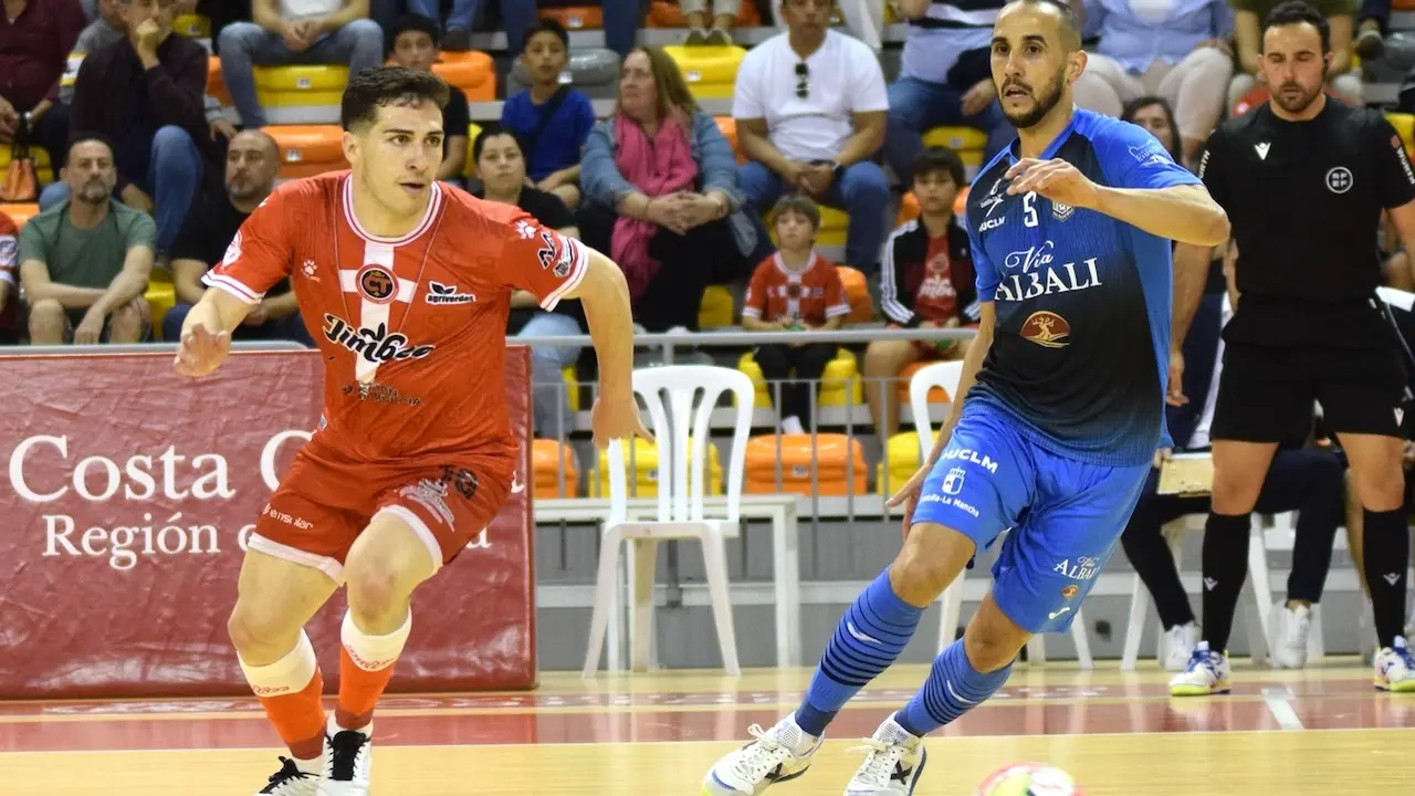 El Viña Albali Valdepeñas empata ante el Jimbee Cartagena y acaba séptimo (6-6)