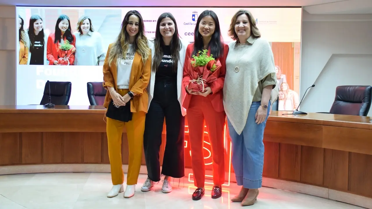 La consejera de Economía, Empresas y Empleo, Patricia Franco, ha participado en la Cámara de Comercio de Ciudad Real, en la jornada de Female Founders