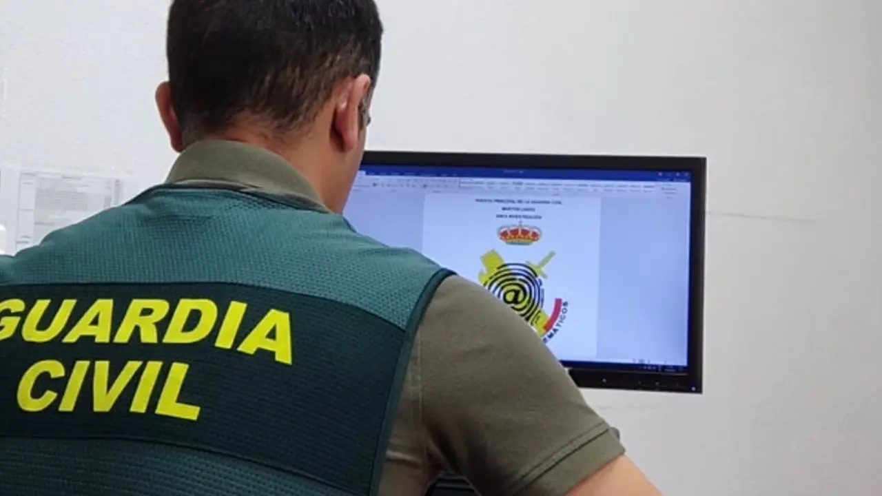 Tres investigadas, una de Guadalajara, por una 'estafa romántica' de 80.000 euros, Guardia Civil