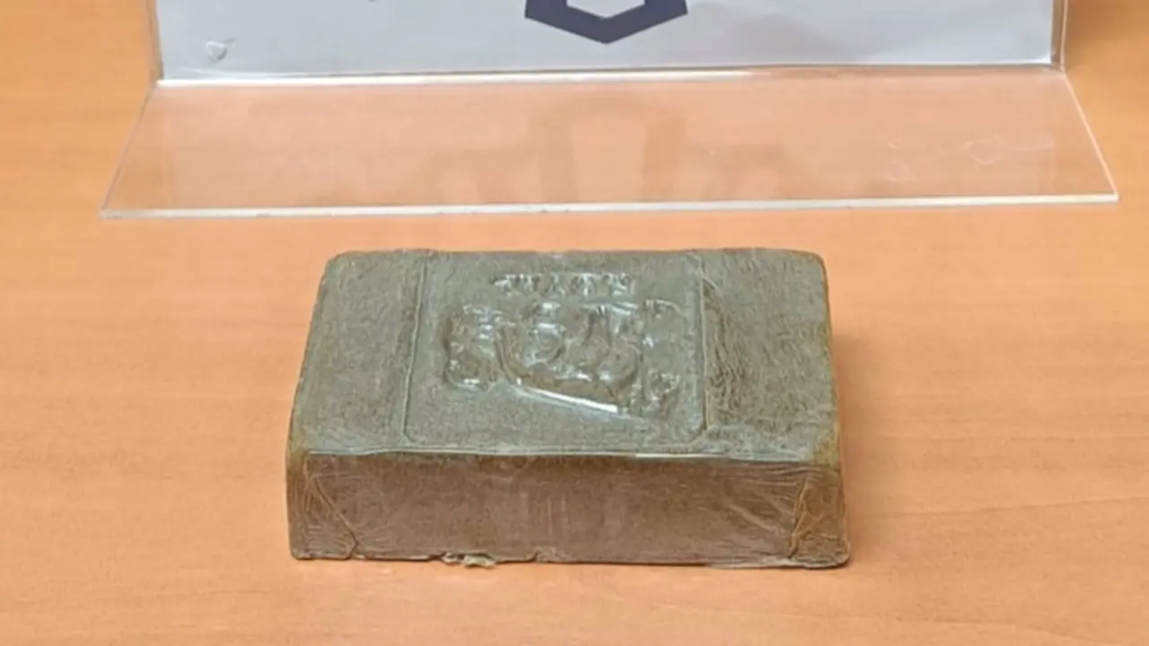 Dos detenidos en Guadalajara tras ser sorprendidos con 100 gramos de hachís