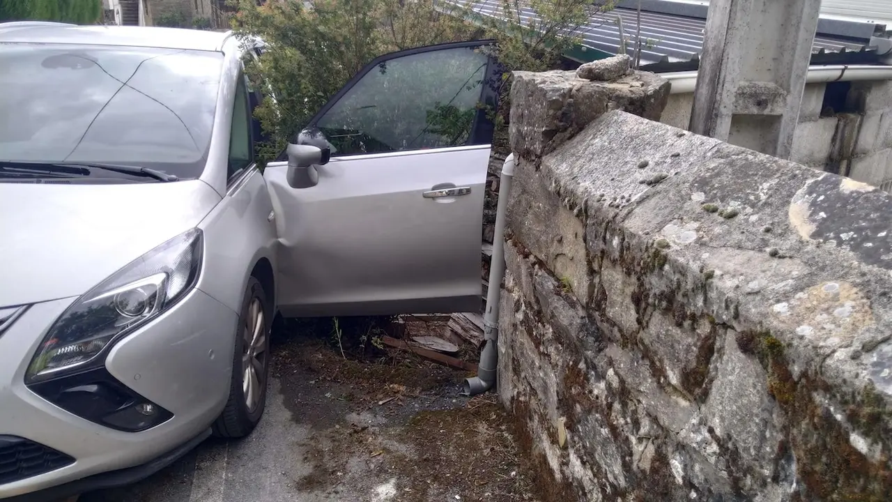 Muere una mujer de 53 años tras ser arrollada por su propio coche en una calle