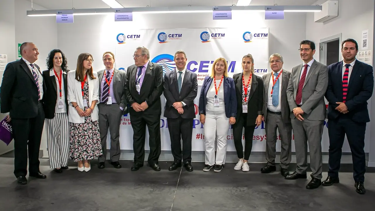 El presidente de Castilla-La Mancha, Emiliano García-Page, ha asistido al 19º Congreso Nacional de Empresarios del Transporte de Mercancías que se celebra en Ciudad Real