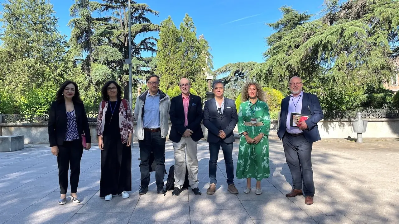 Decanos de toda España debaten en Toledo sobre los nuevos libros blancos de Educación