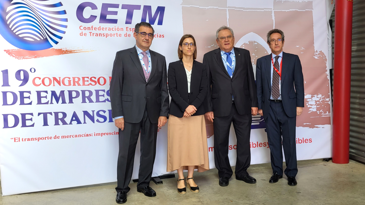 La patronal del transporte (CETM) avisa de consecuencias por la ausencia de Puente de su congreso en Ciudad Real
