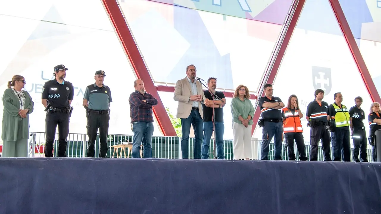 El viceconsejero de Administración Local y Coordinación Administrativa, Eusebio Robles, ha participado en la celebración del 25 Aniversario de la agrupación de Protección Civil de Marchamalo (Guadalajara)