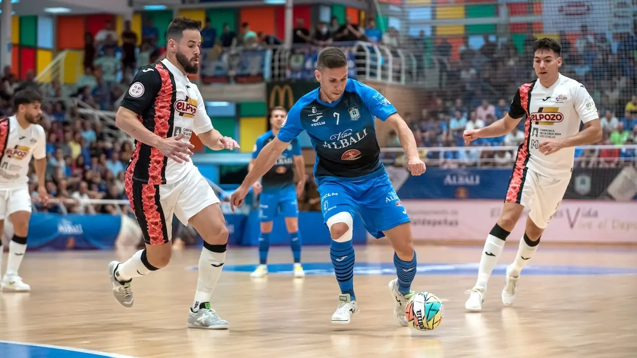 ElPozo Murcia gana en Valdepeñas y recupera el factor campo de cuartos (2-3)
